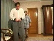 Пьяный сын трахает жопастую мать на каблуках