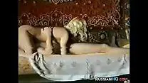 Русская мамаша трахается с молодым любовником порно из 90-х